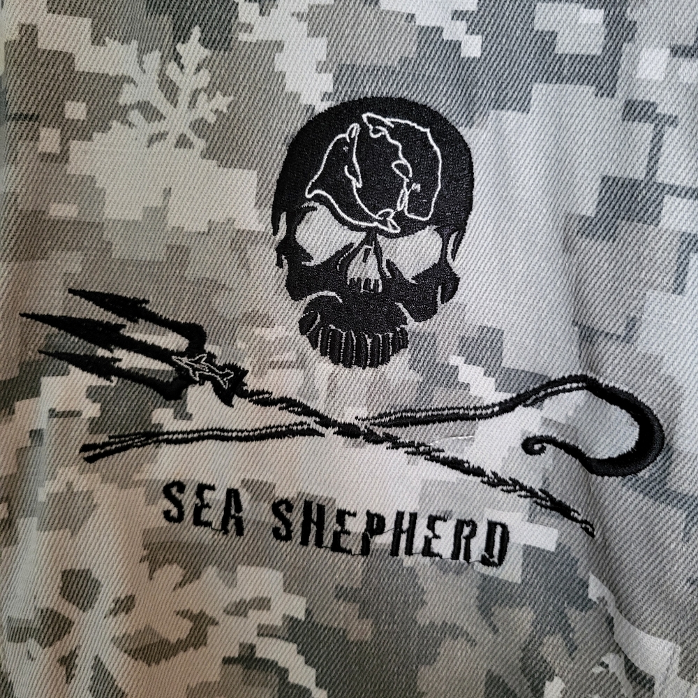 Sea Shepherd Hemp Hoodamb Jacket - Picture 11 of 15